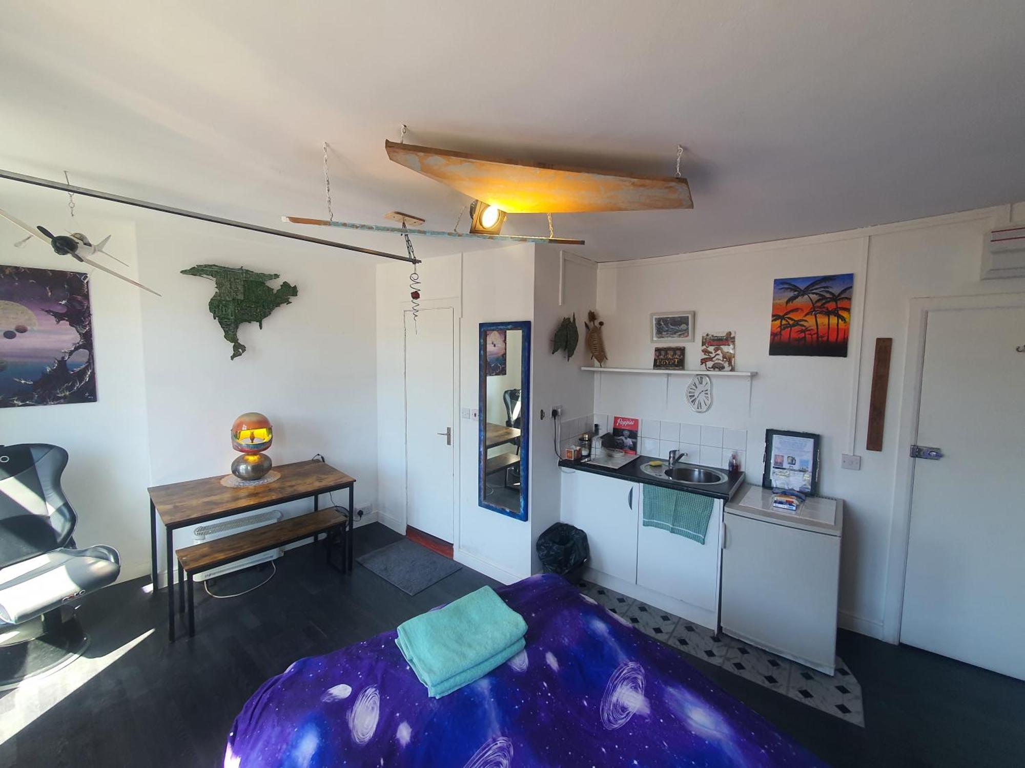 Cyber-Art Studio In Camden 런던 외부 사진