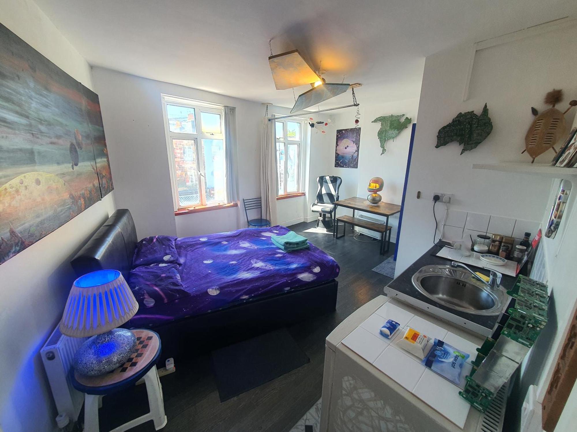 Cyber-Art Studio In Camden 런던 외부 사진